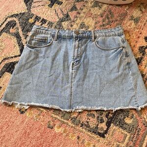 Forever 21 Frayed Hem Denim Mini Skirt